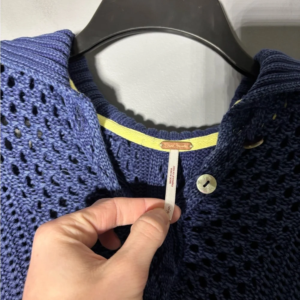 Free People To The Point Polo Shirt Size Small - Picture 4 of 6